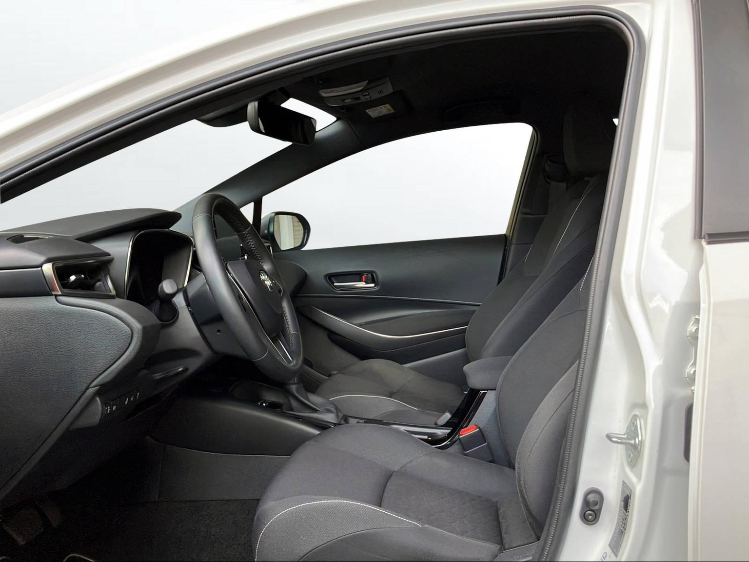 TOYOTA Corolla 1.8 HSD Trend