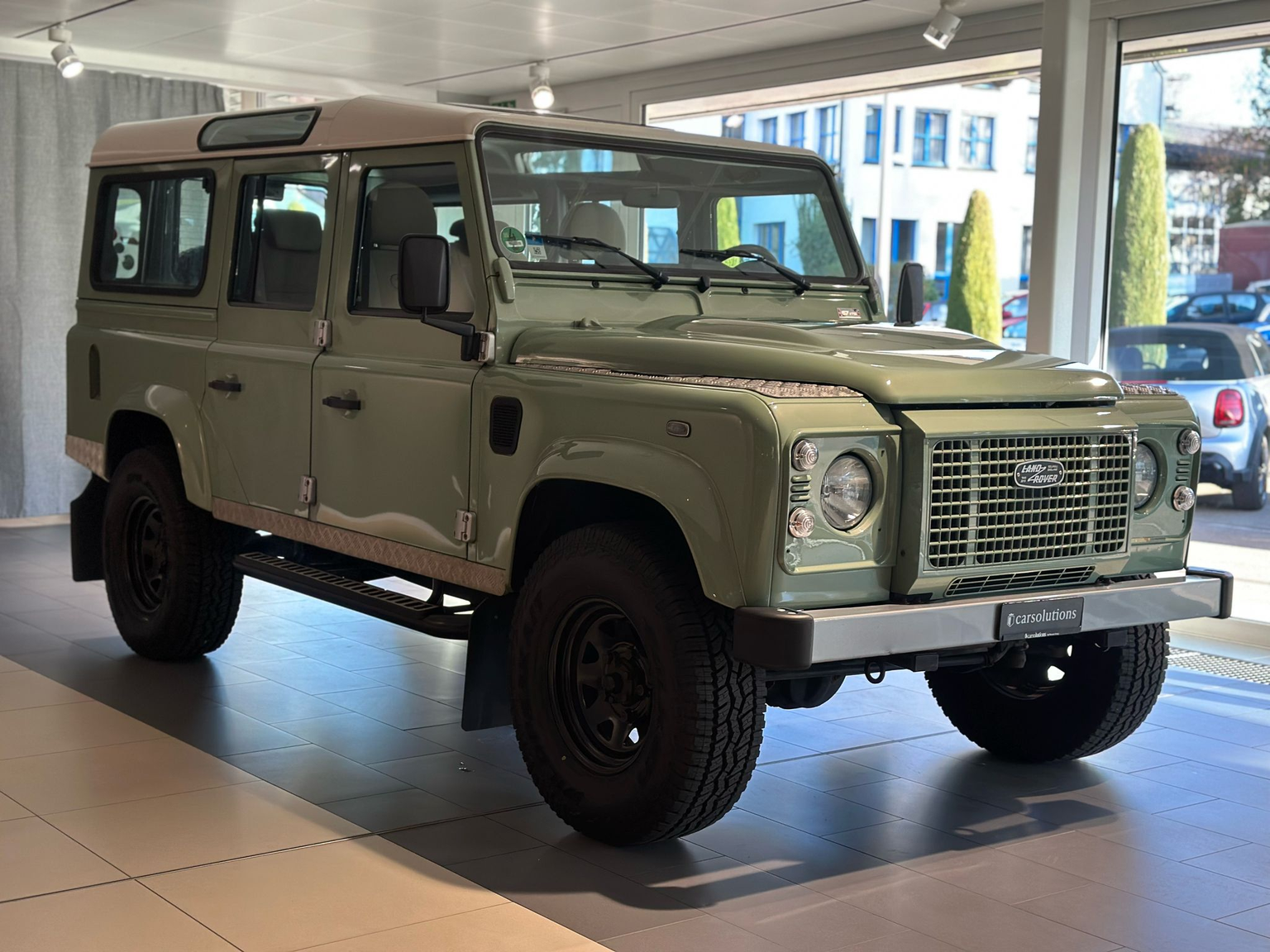 LAND ROVER Defender 110 2.2 TD4 Station Wagon Heritage