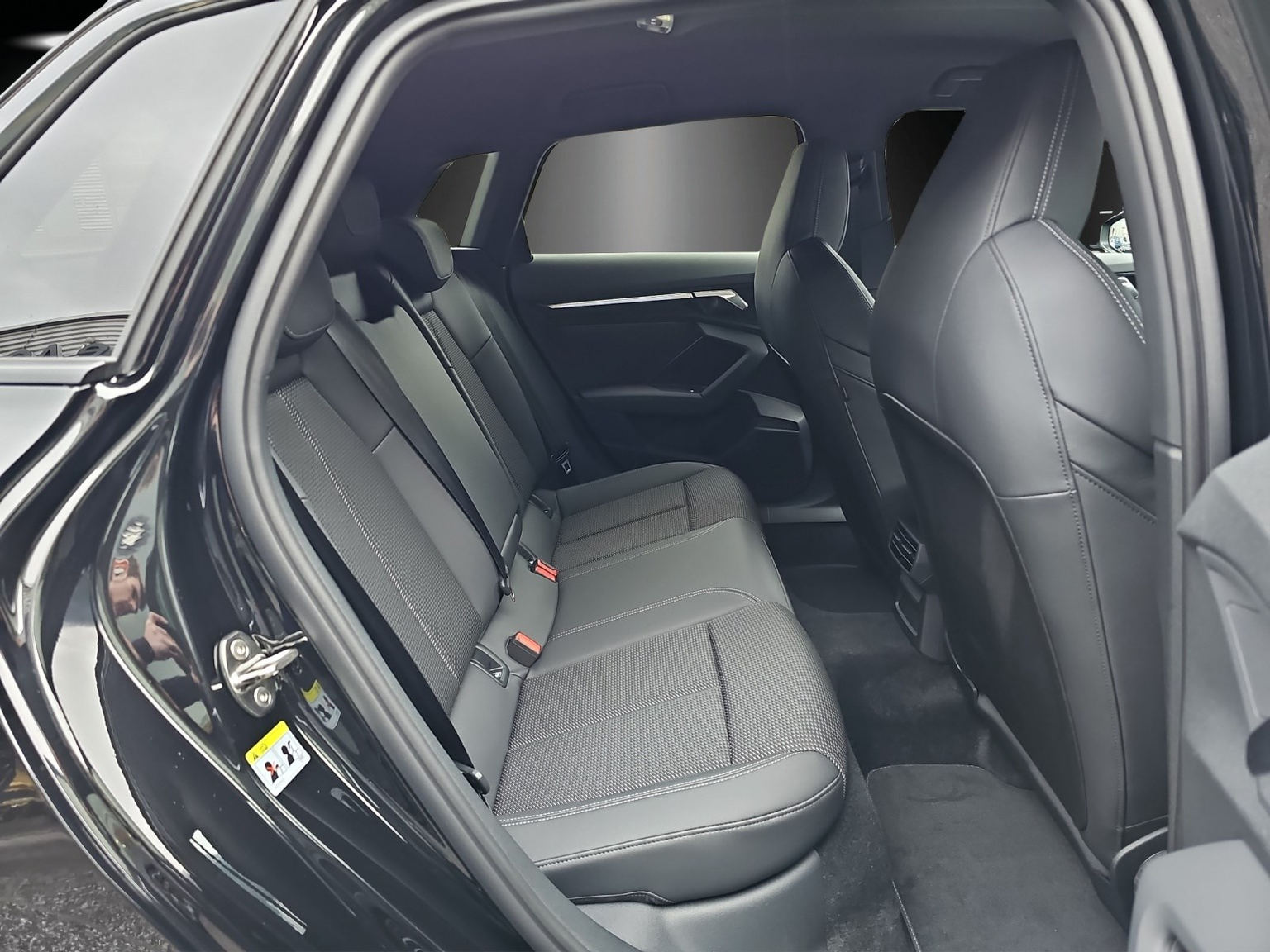 AUDI A3 Sportback 35 TFSI S line Attraction