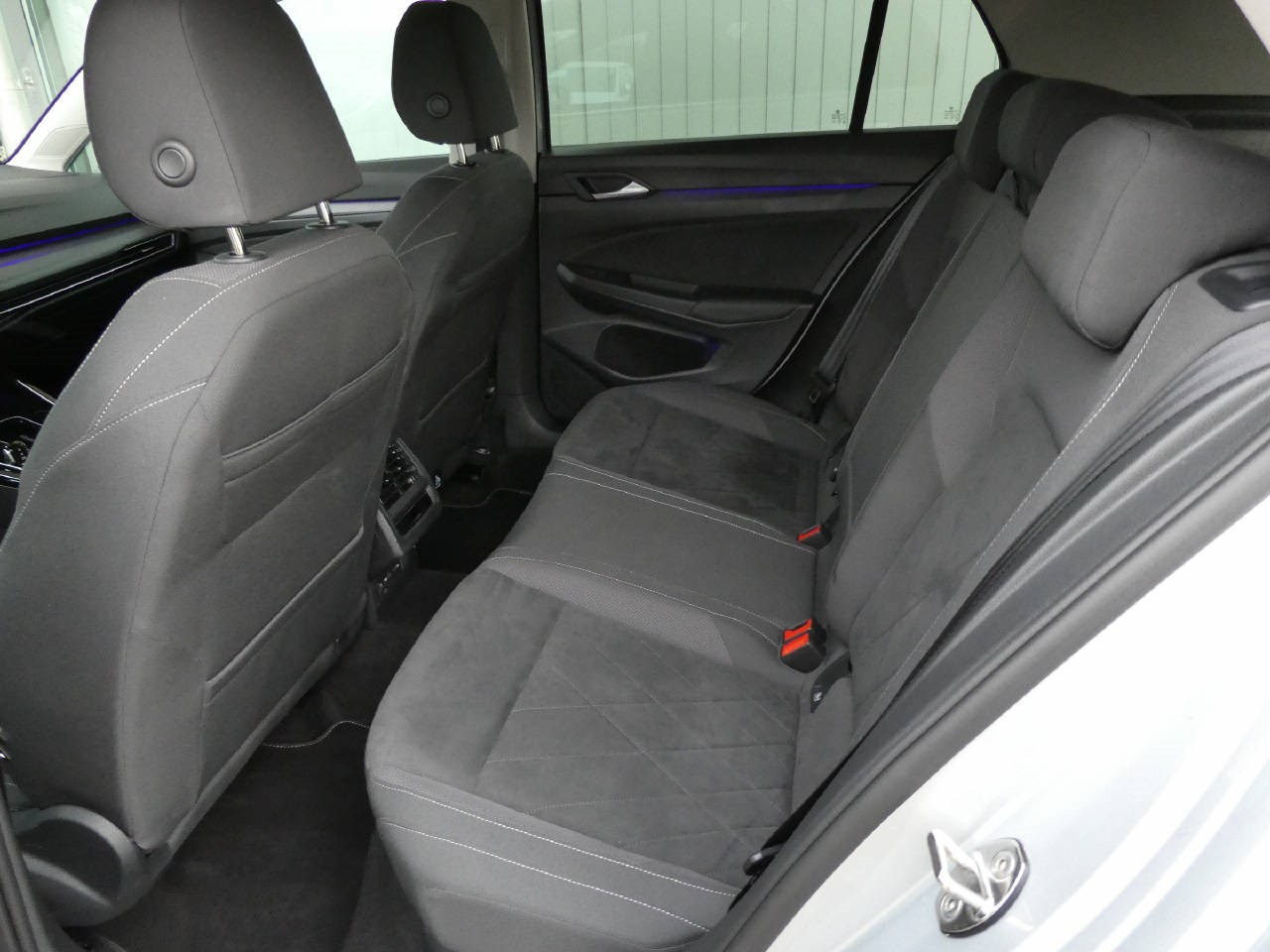 VW Golf VIII 1.4 TSI PHEV Style DSG