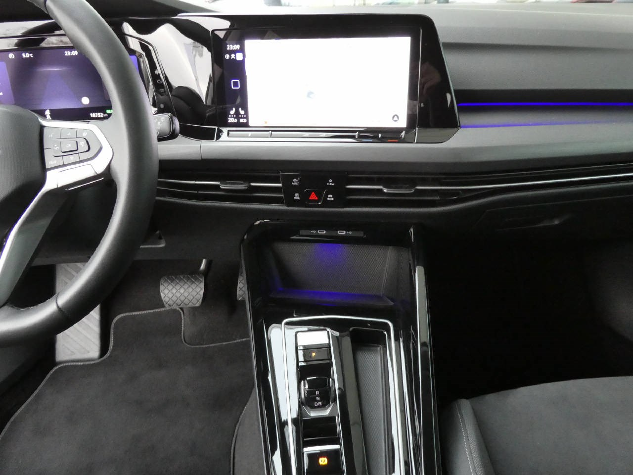 VW Golf VIII 1.4 TSI PHEV Style DSG