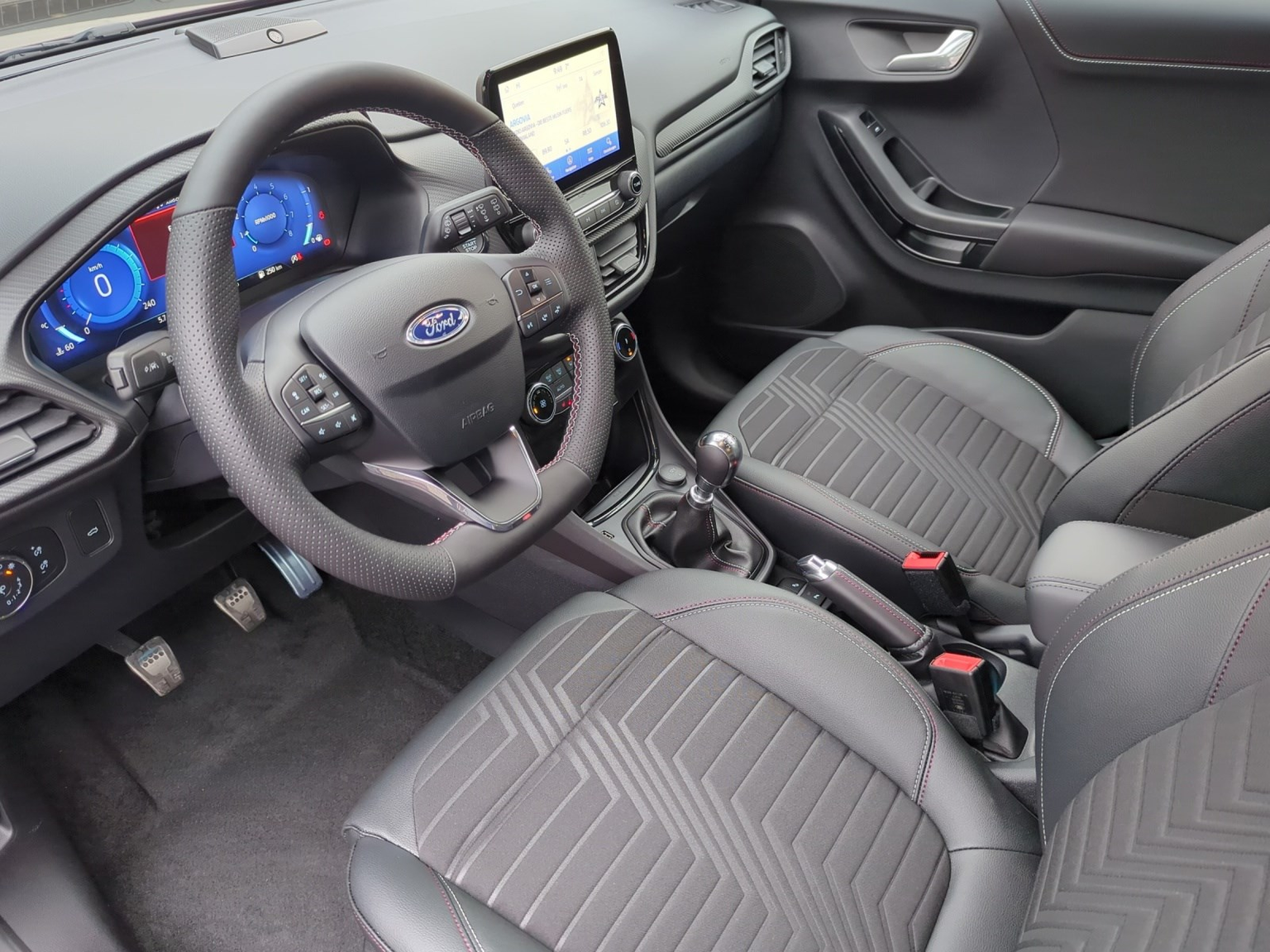 FORD PUMA 1.0 EcoB Hybrid 125 Vivid Ruby Edition
