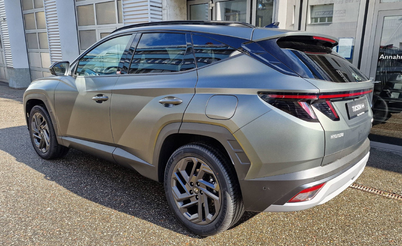 HYUNDAI TUCSON 1.6 T-GDi HEV 20th Anniversary 4WD