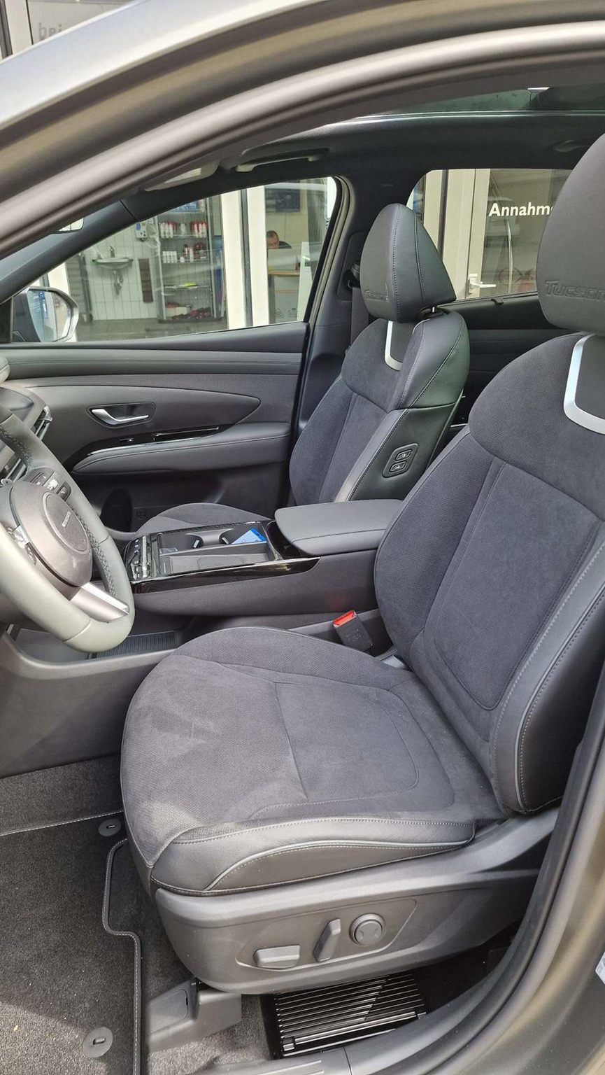 HYUNDAI TUCSON 1.6 T-GDi HEV 20th Anniversary 4WD