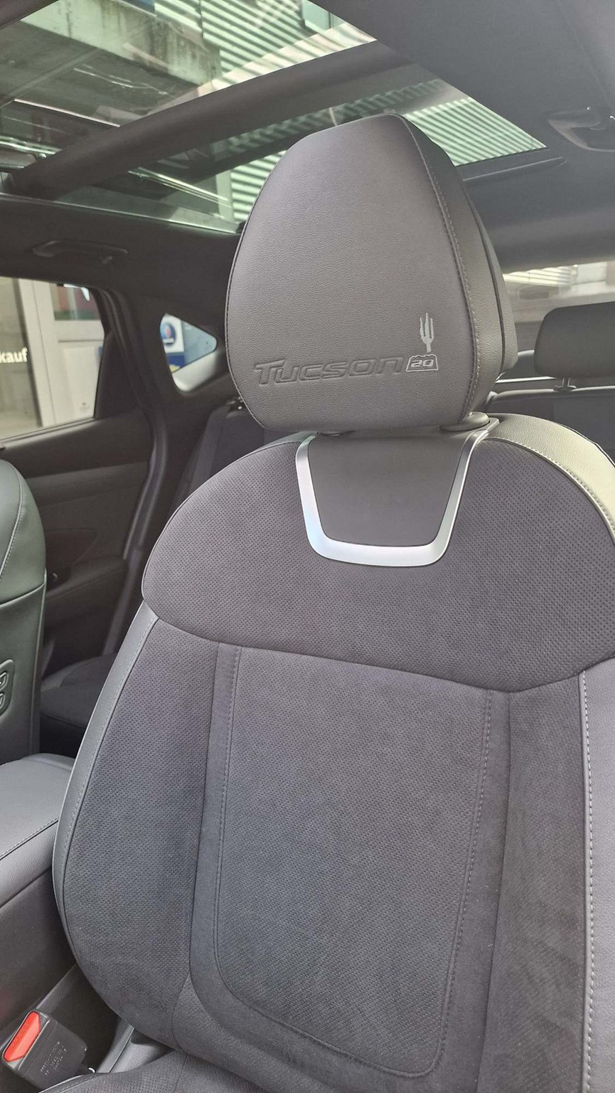 HYUNDAI TUCSON 1.6 T-GDi HEV 20th Anniversary 4WD