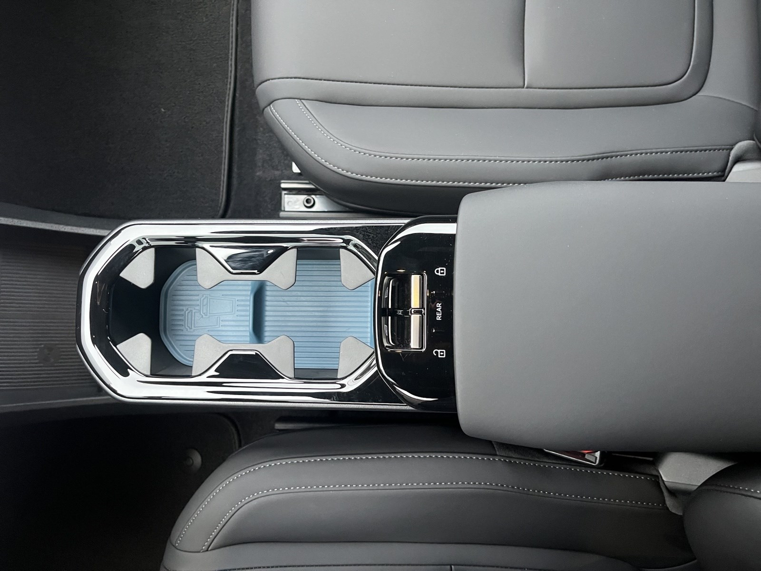 VOLVO EX 30 E60 Core