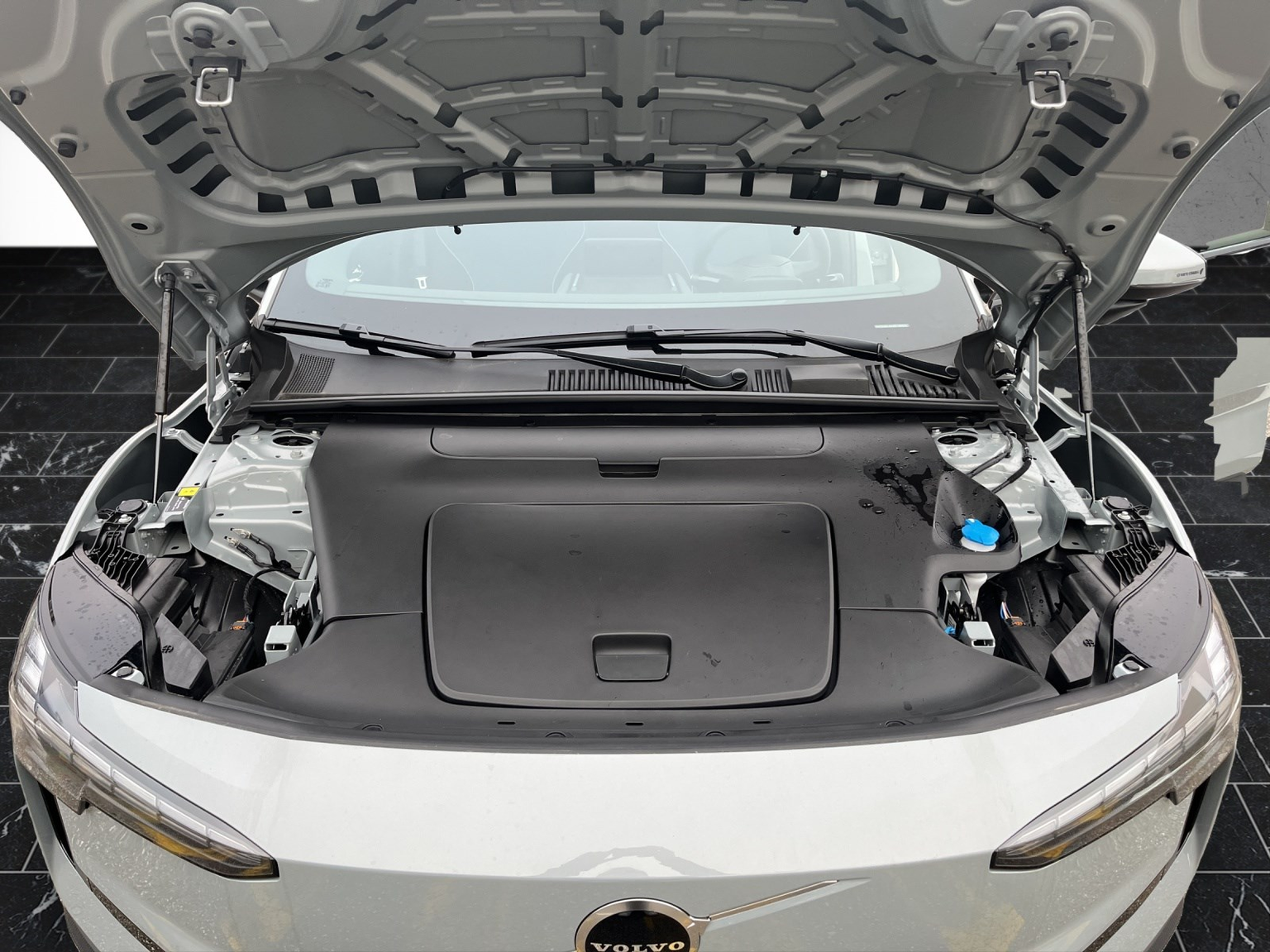 VOLVO EX 30 E60 Core