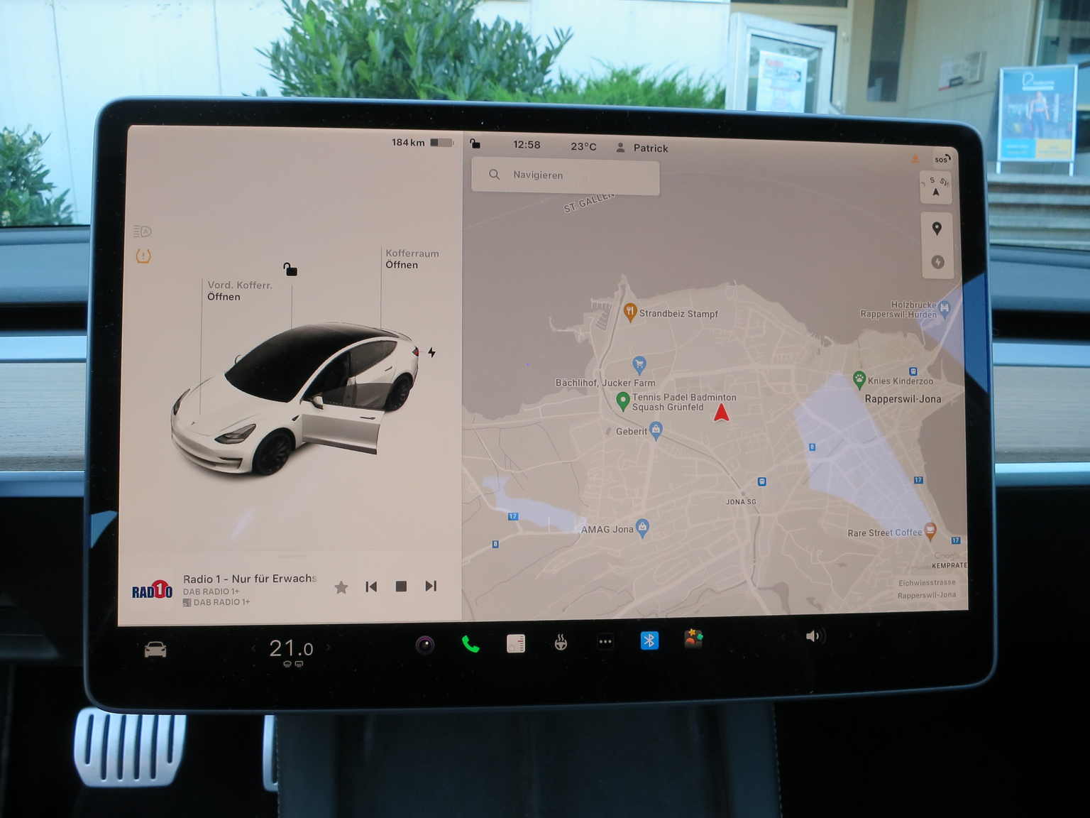 TESLA MODEL 3 PERFORMANCE