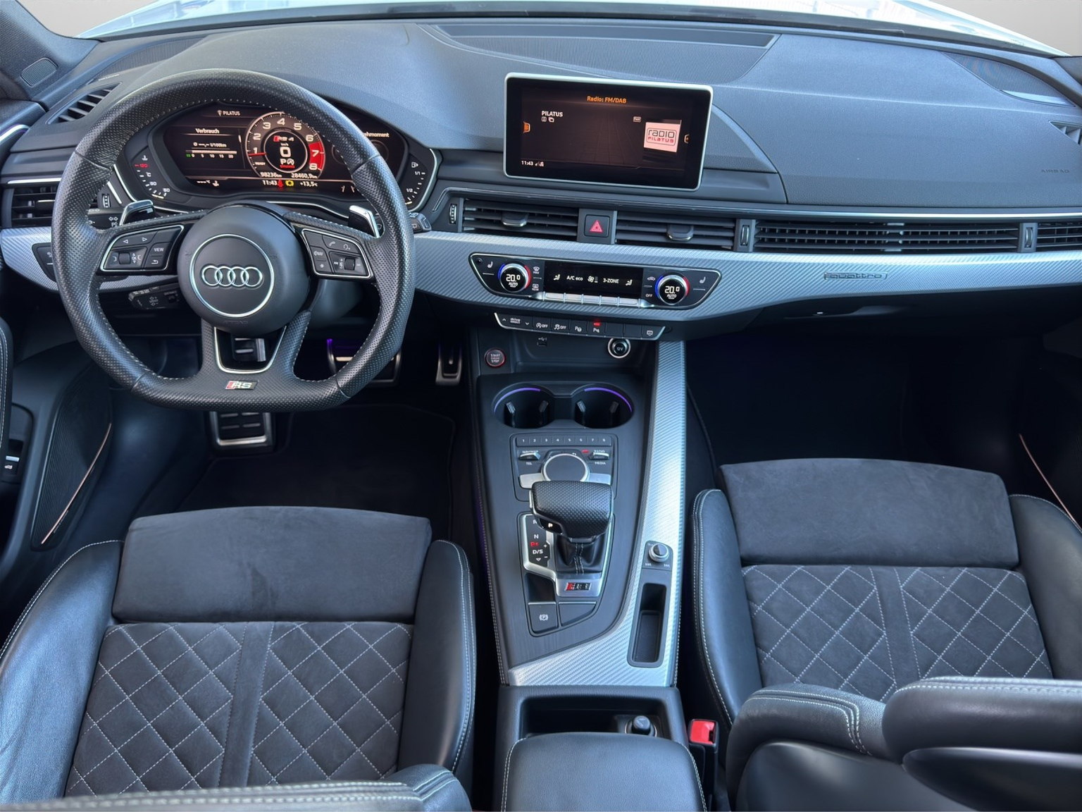 AUDI RS4 Avant 2.9 V6 TFSI quattro T-Tronic