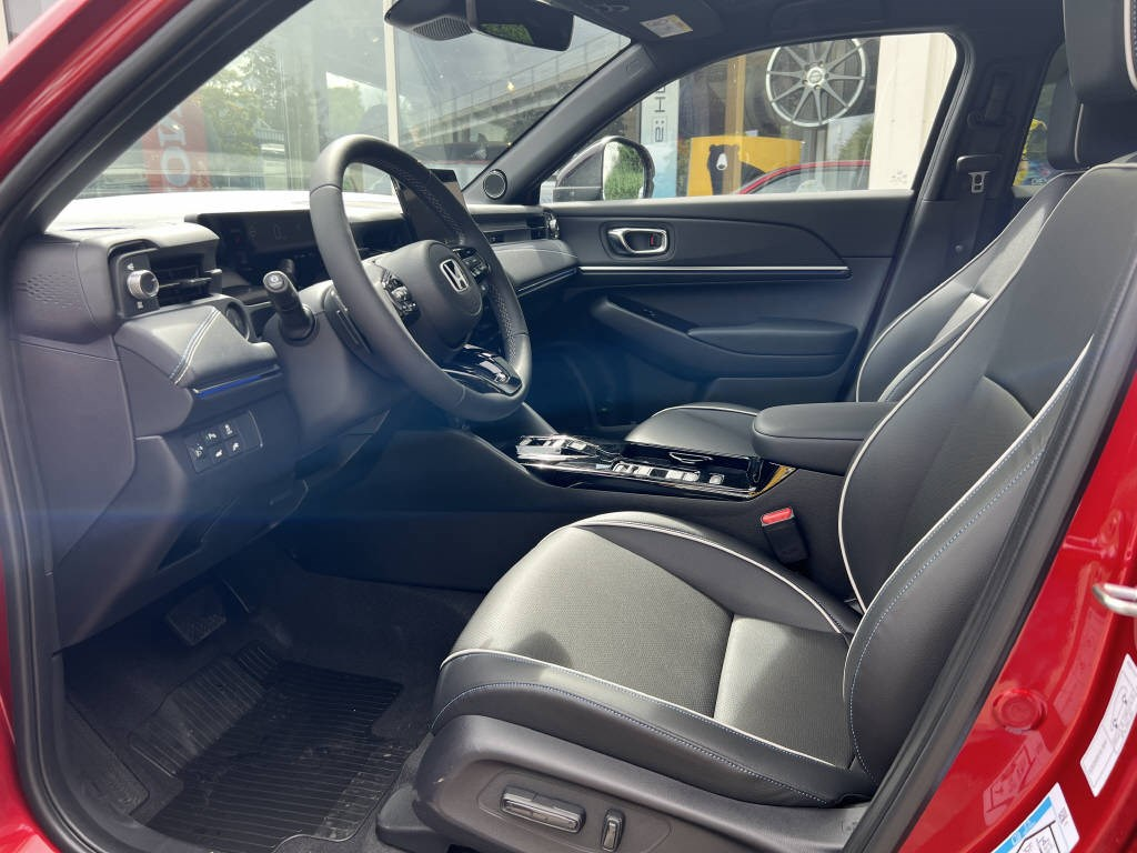 HONDA Ny1 Advance