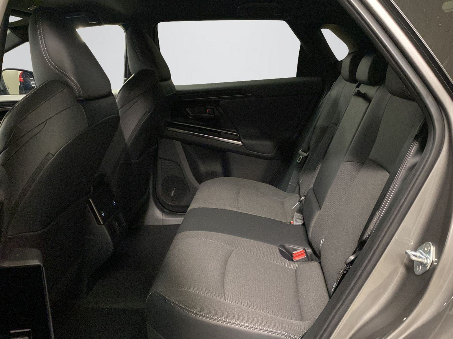 TOYOTA bZ4X Style AWD