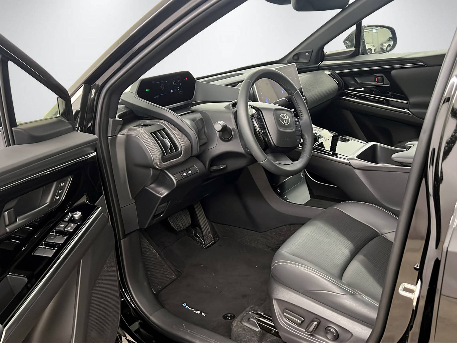TOYOTA bZ4X Premium AWD