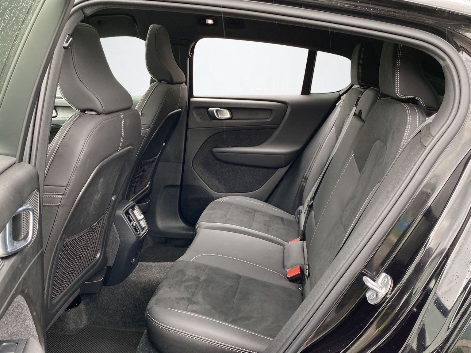 VOLVO C40 E80 Plus AWD