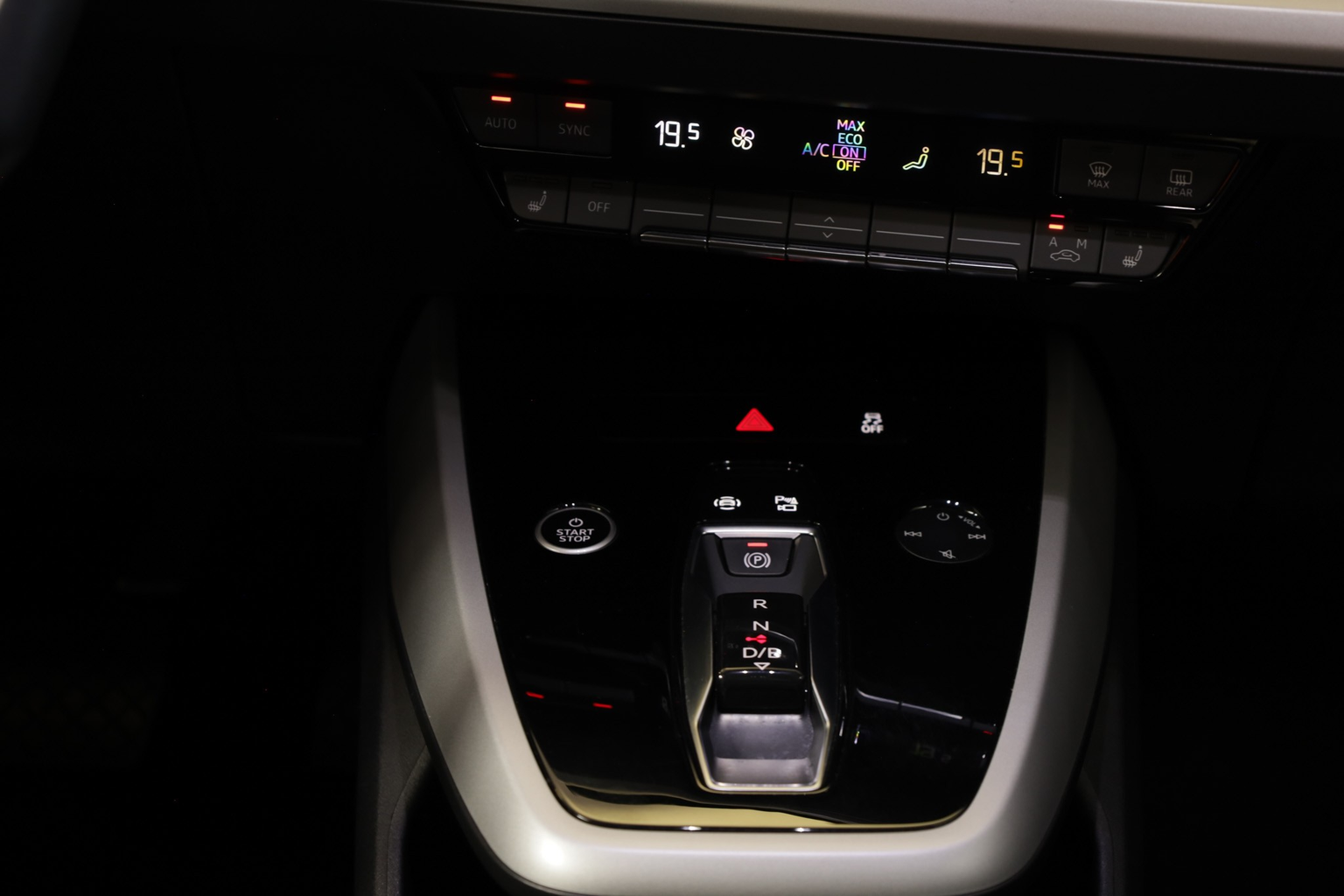 AUDI Q4 e-tron 40