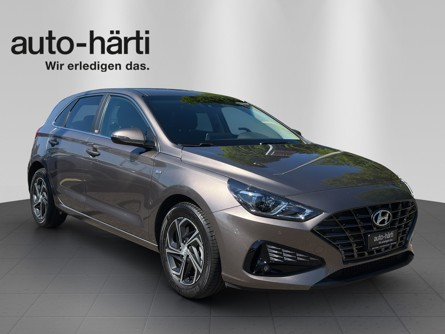 HYUNDAI i30 1.0 T-GDi Amplia iMT