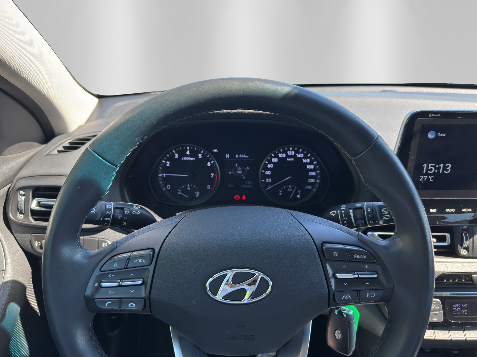 HYUNDAI i30 1.0 T-GDi Amplia iMT
