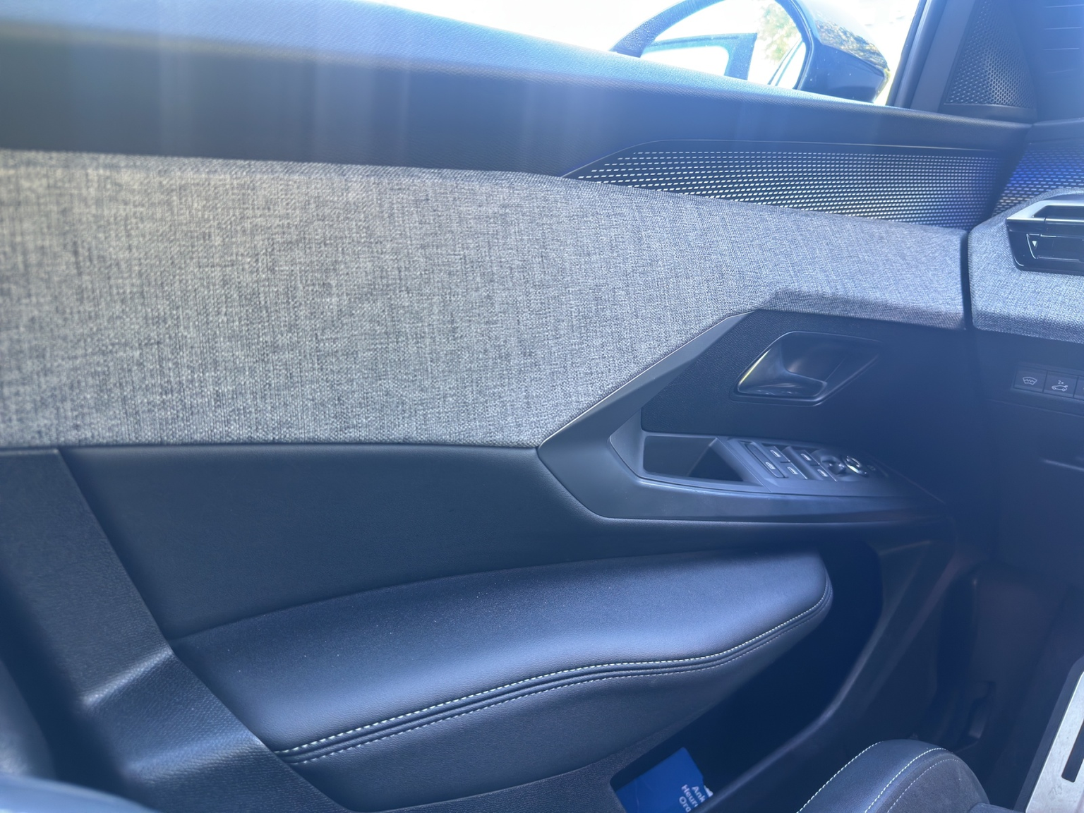 PEUGEOT 3008 NEW 136 e-DCS GT