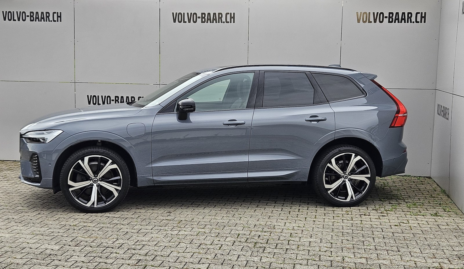 VOLVO XC60 2.0 T8 TE R-Design eAWD