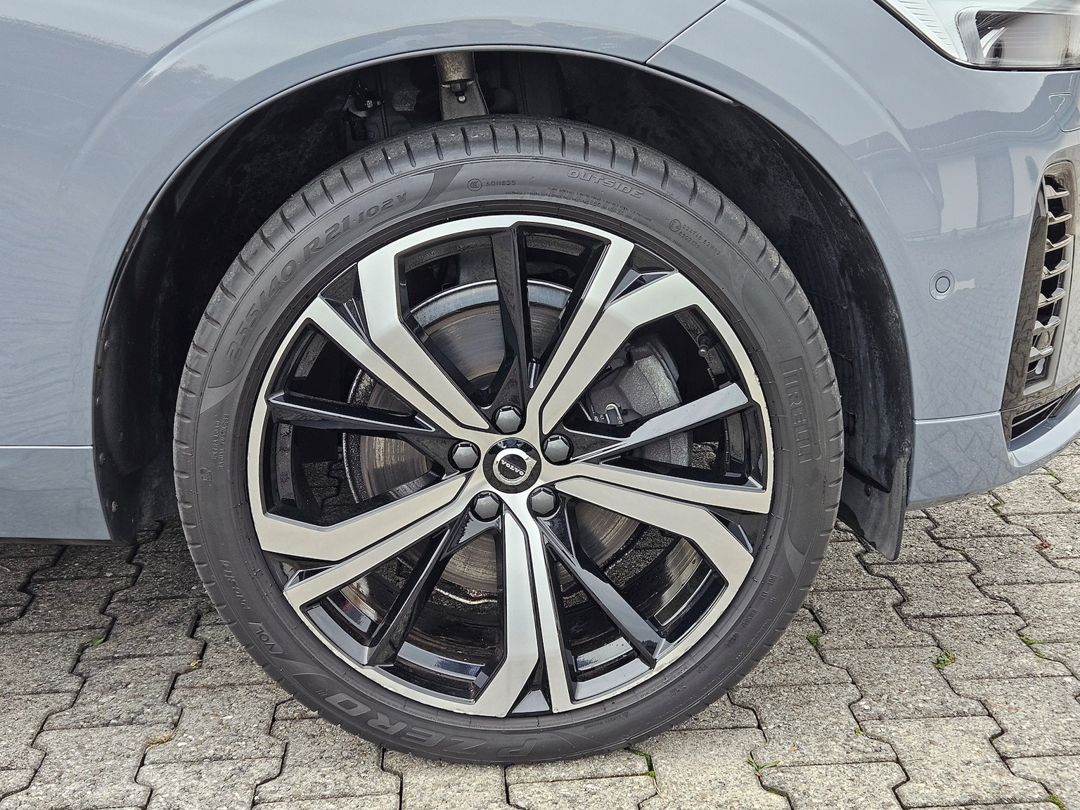 VOLVO XC60 2.0 T8 TE R-Design eAWD