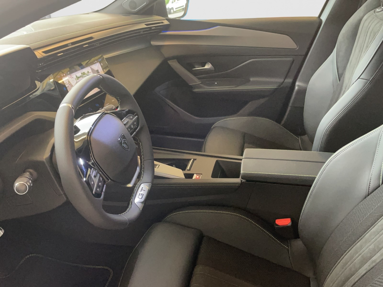 PEUGEOT 308 NEW e GT 54kWh