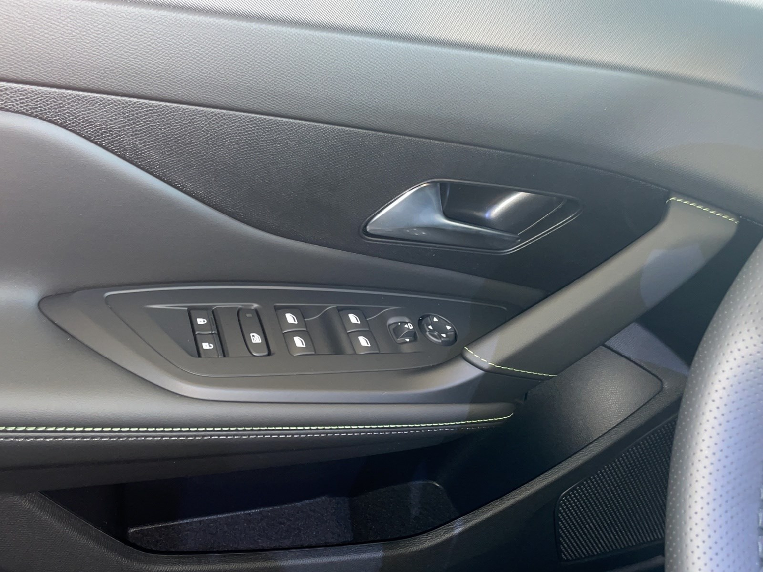 PEUGEOT 308 NEW e GT 54kWh