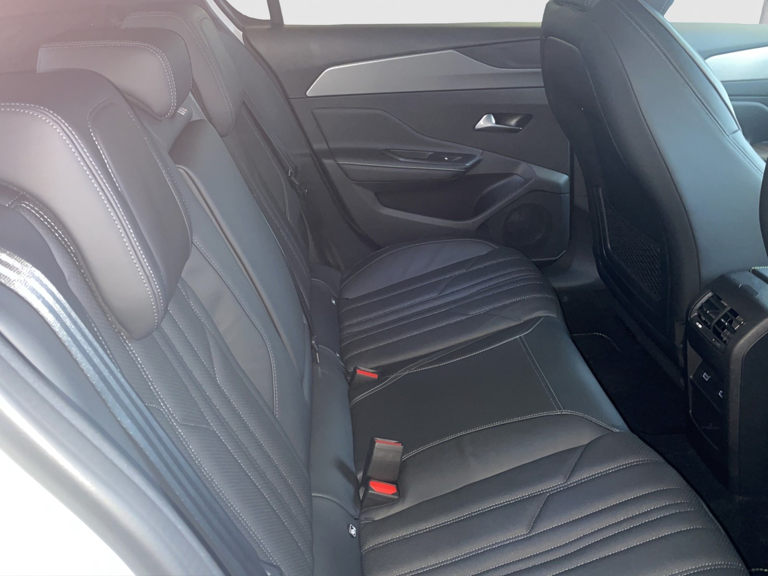 PEUGEOT 308 NEW e GT 54kWh