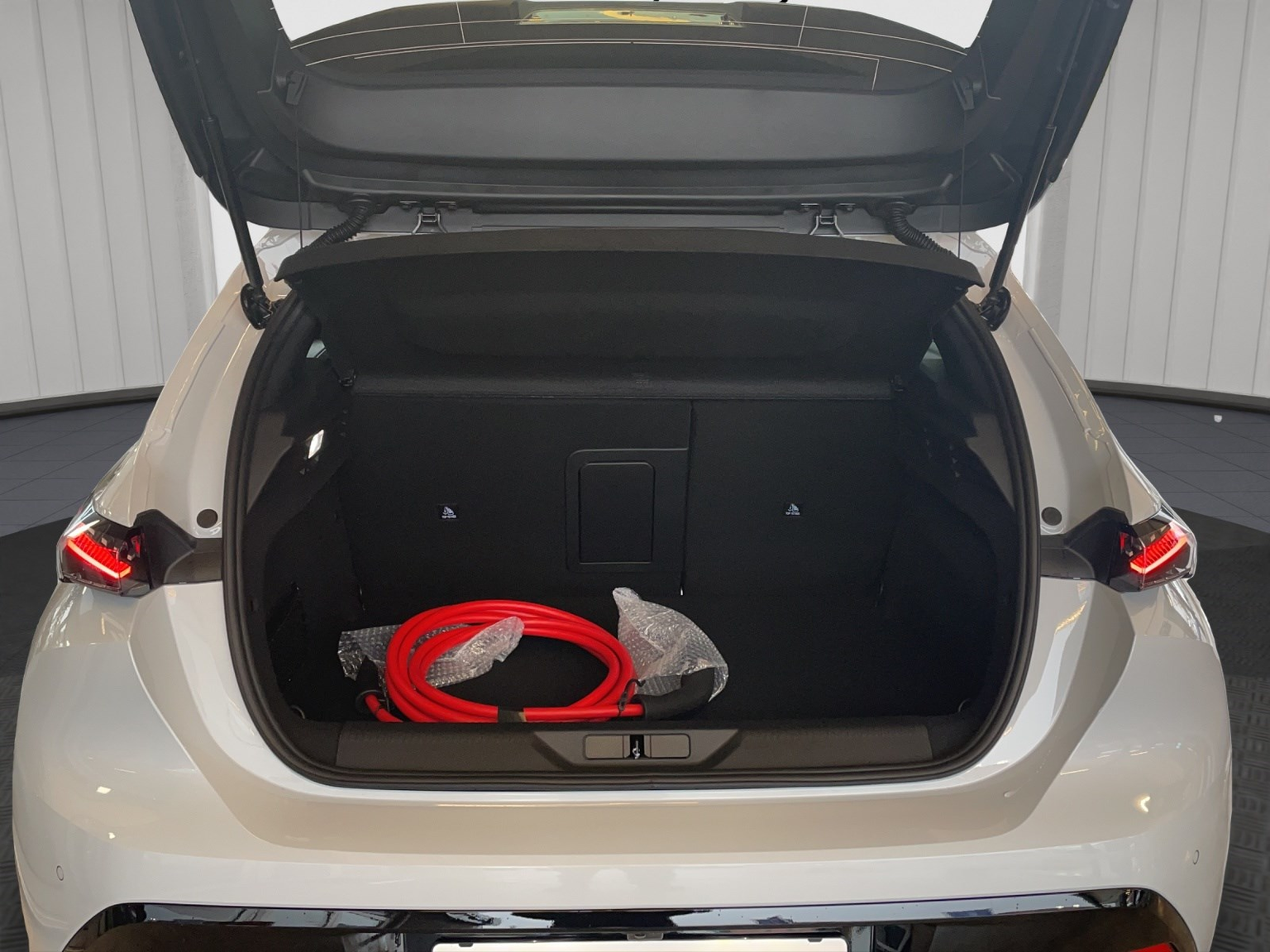PEUGEOT 308 NEW e GT 54kWh