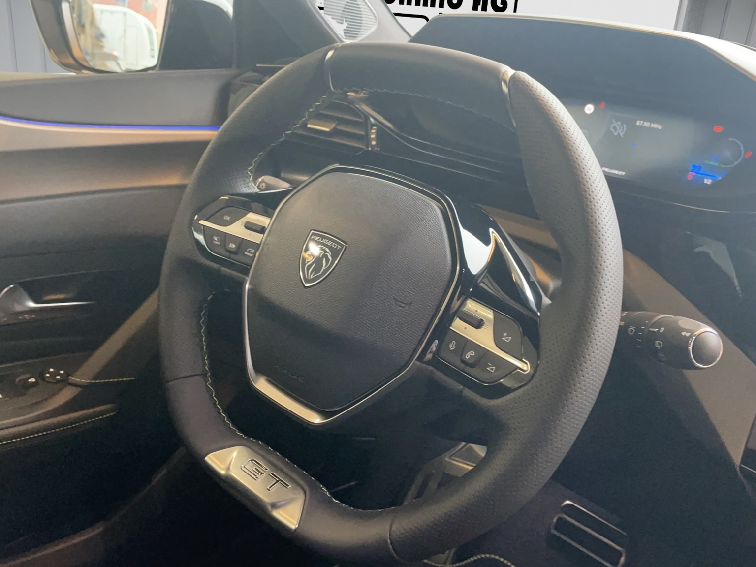 PEUGEOT 308 NEW e GT 54kWh