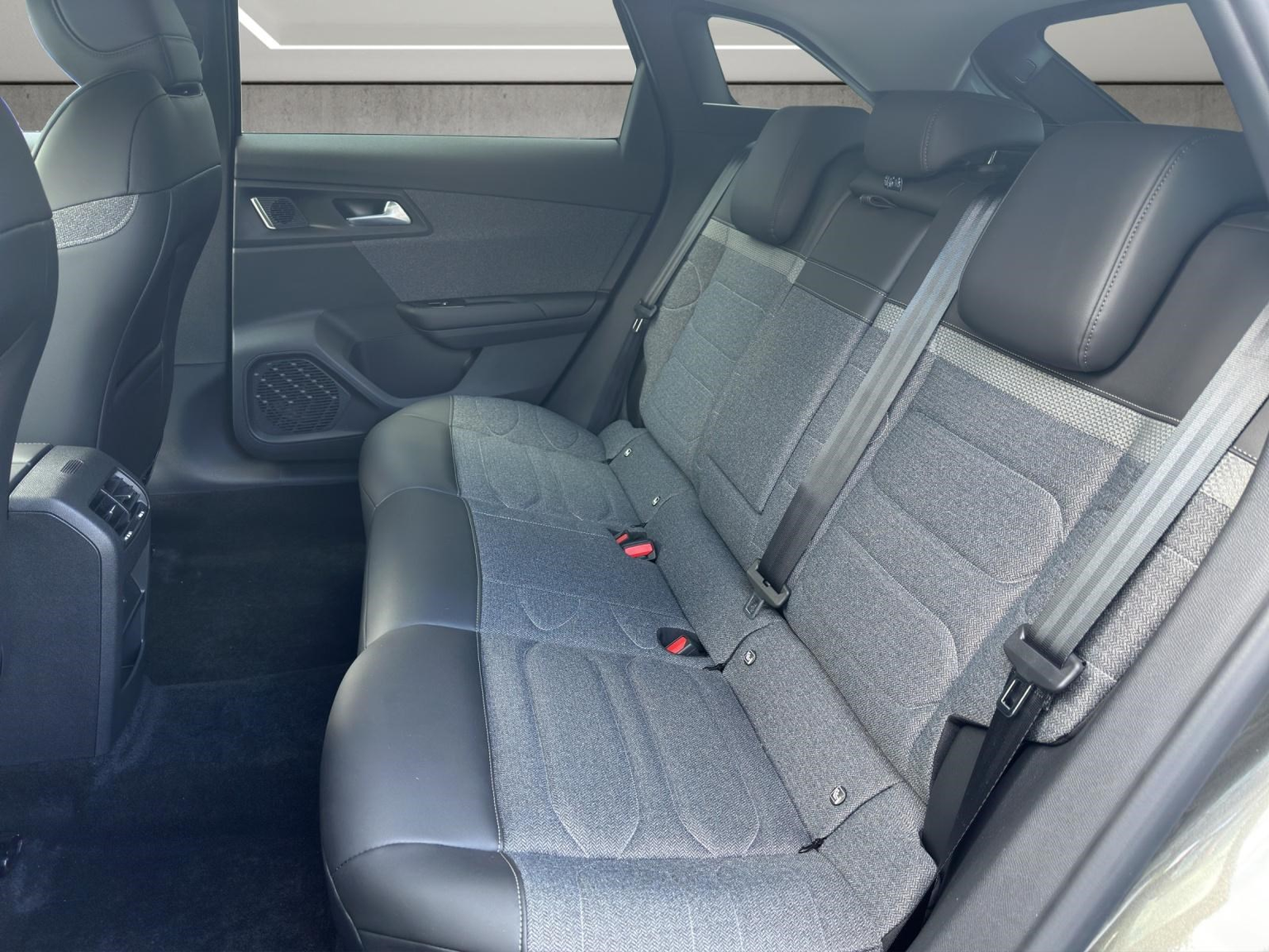 CITROEN C5 X 1.6 Plug-in Hybrid Swiss Edition