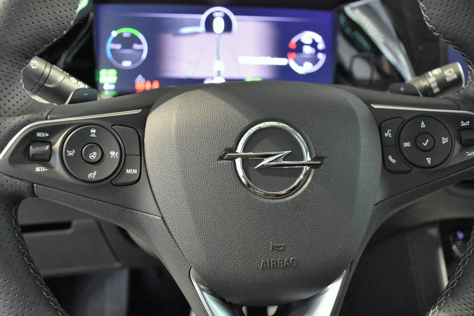 OPEL Grandland 1.6 Hybrid4 GSe Automatik