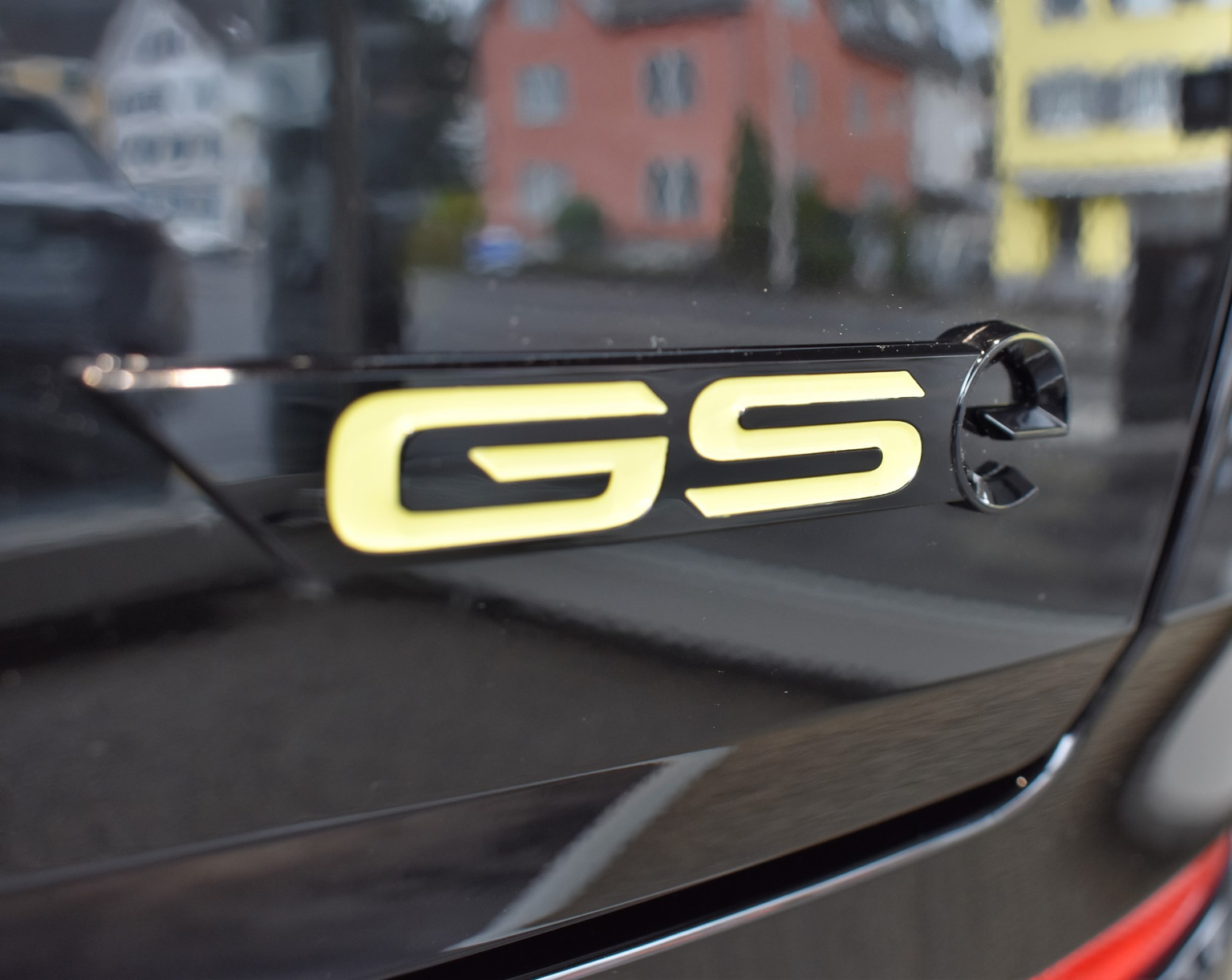 OPEL Grandland 1.6 Hybrid4 GSe Automatik