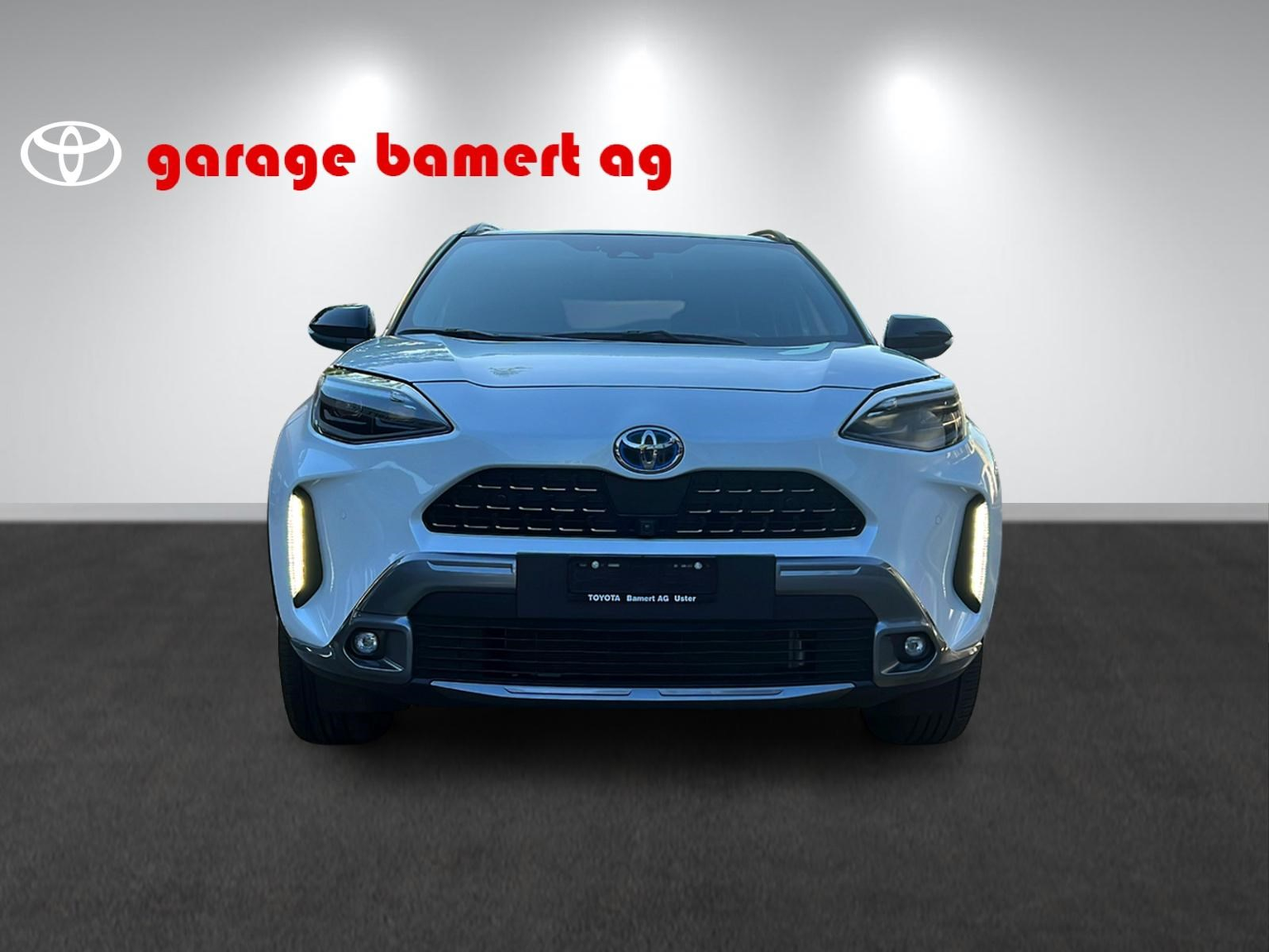 TOYOTA Yaris Cross 1.5 VVT-i HSD Adventure AWD-i
