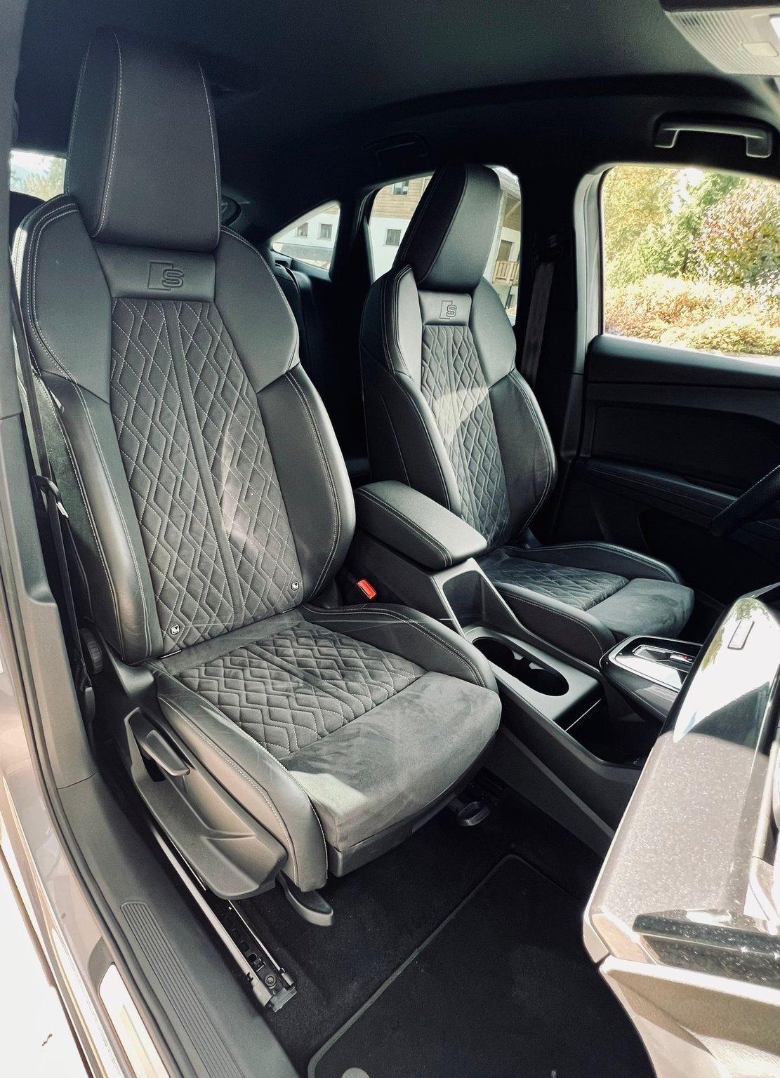 AUDI Q4 Sportback e-tron 50 quattro