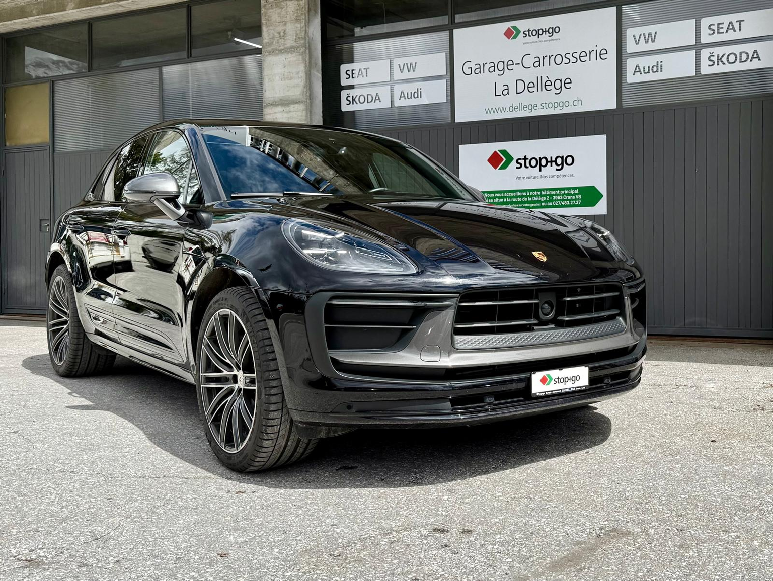 PORSCHE Macan T PDK