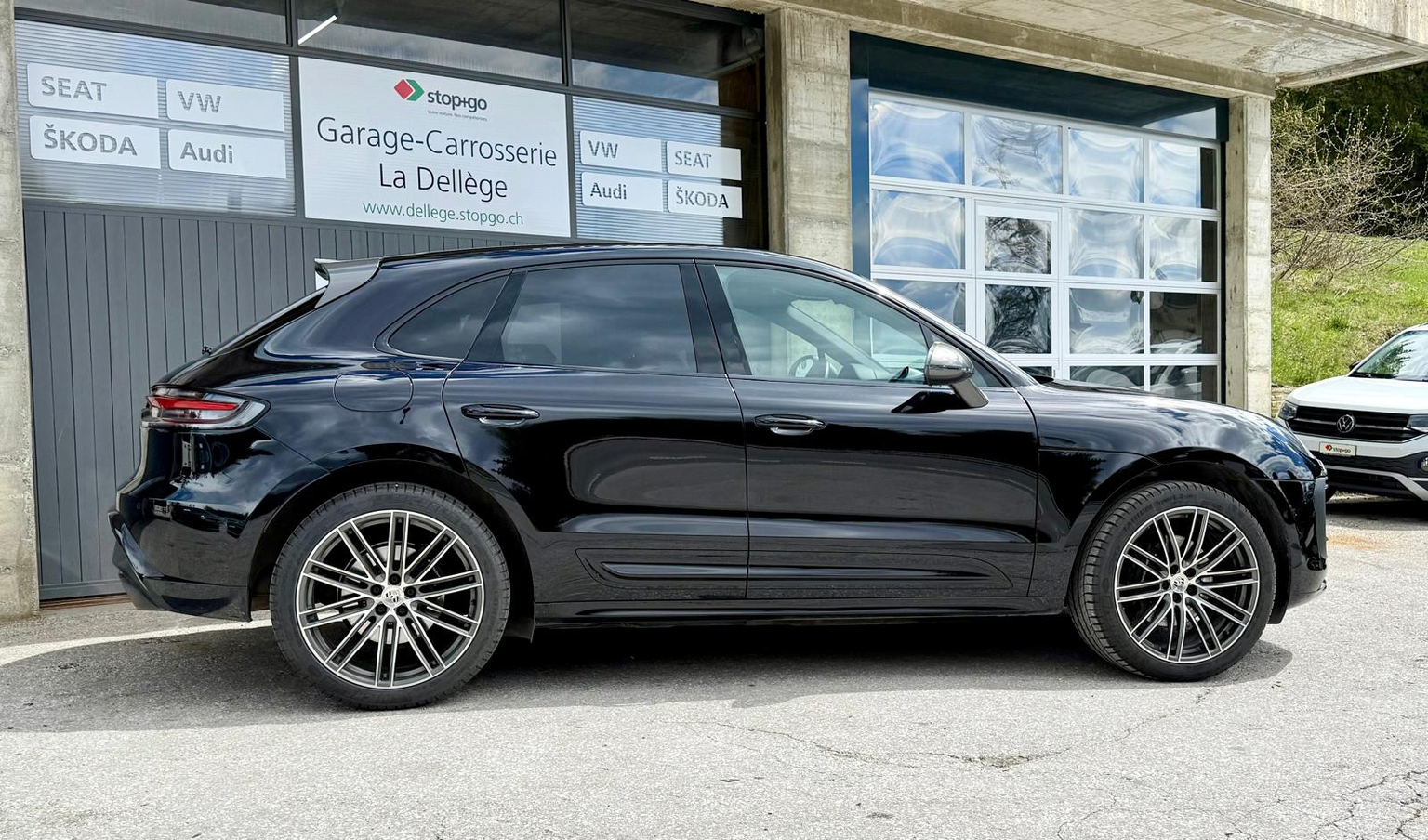 PORSCHE Macan T PDK
