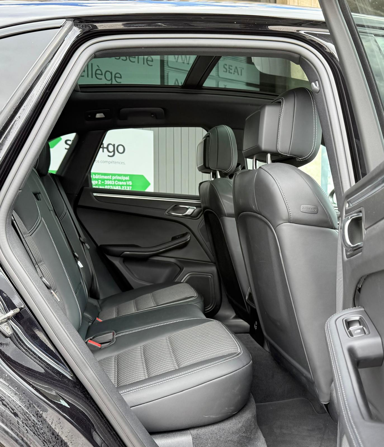 PORSCHE Macan T PDK