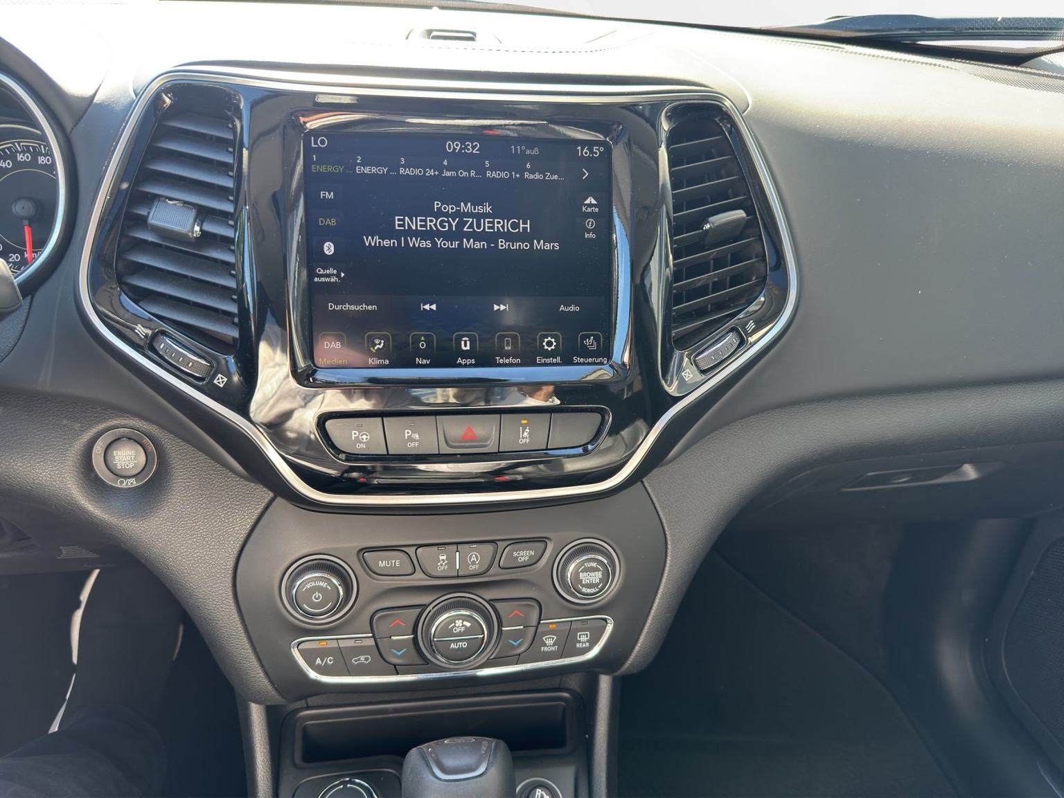JEEP Cherokee 2.2 D 195 Overland AWD