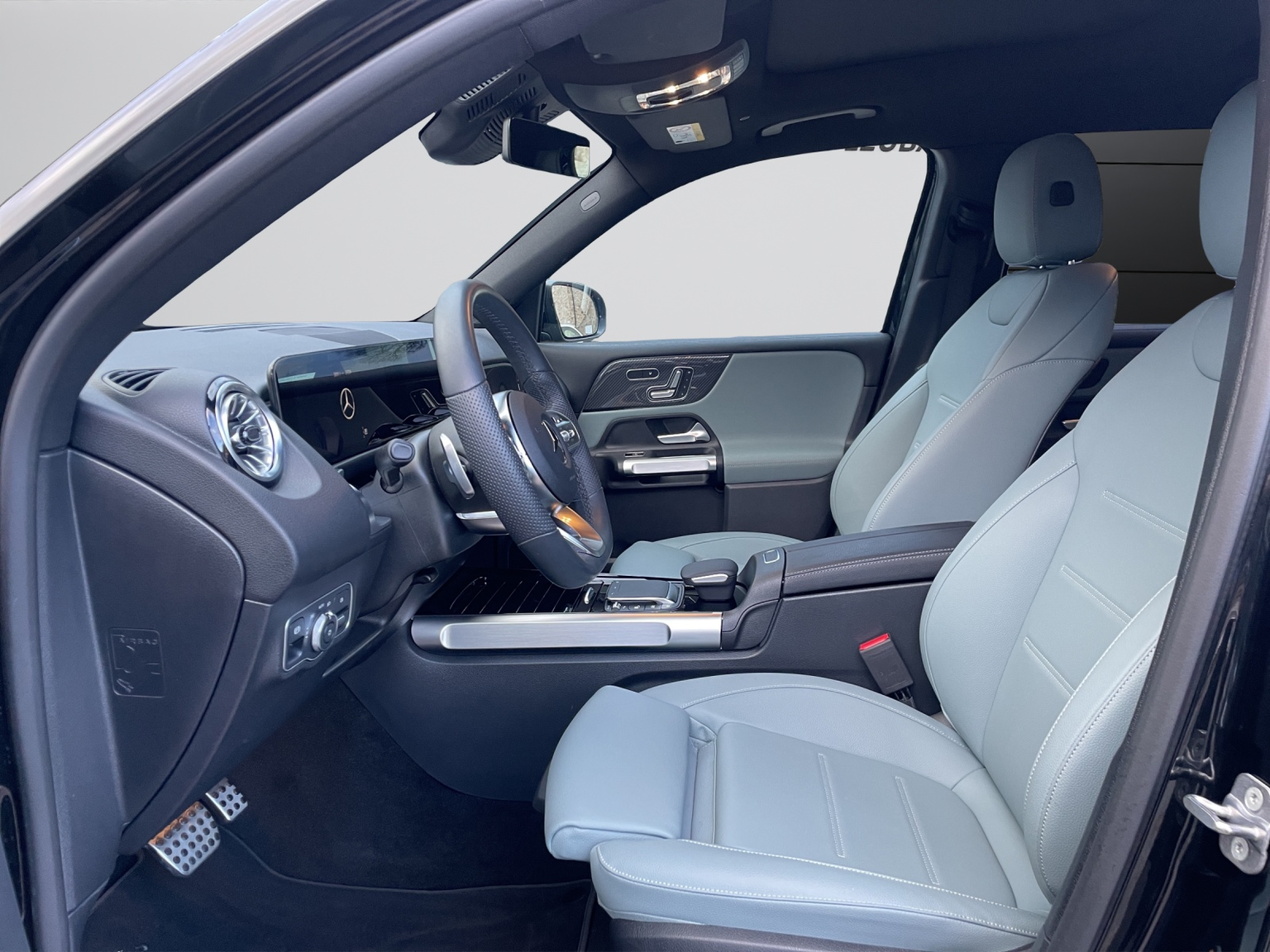 MERCEDES-BENZ GLB 250 4Matic AMG Line 8G-Tronic