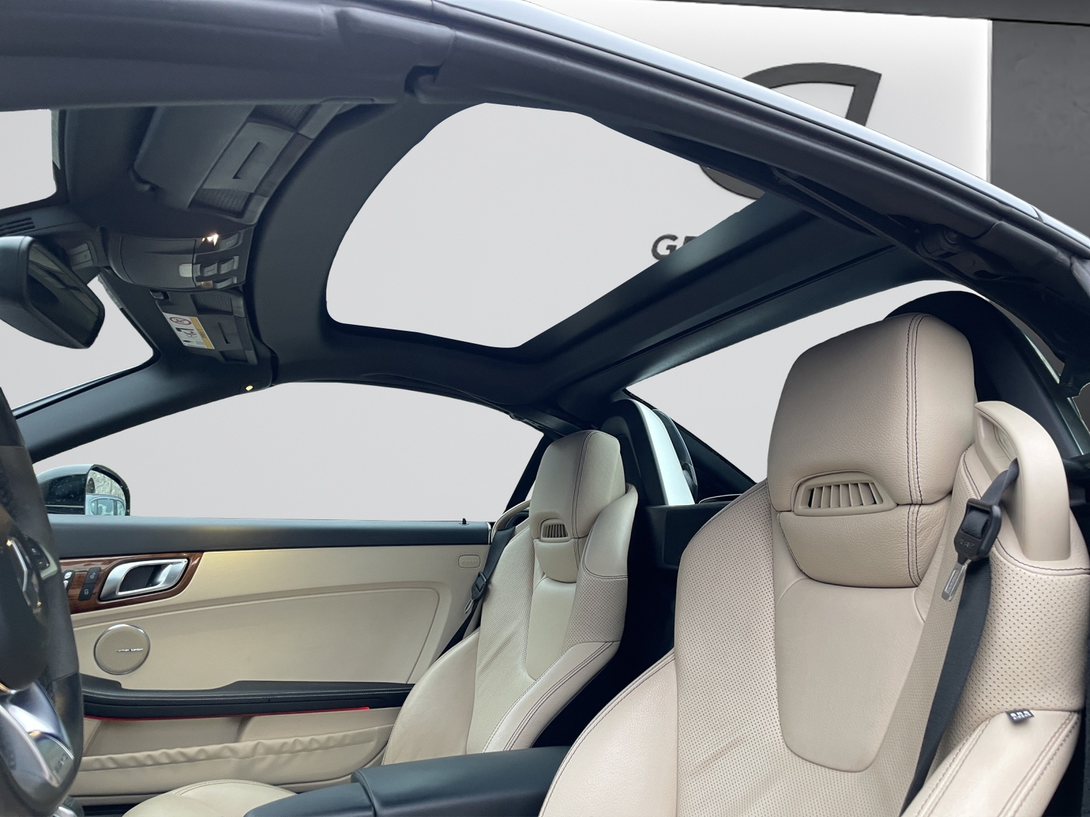 MERCEDES-BENZ SLC 43 AMG 9G-Tronic