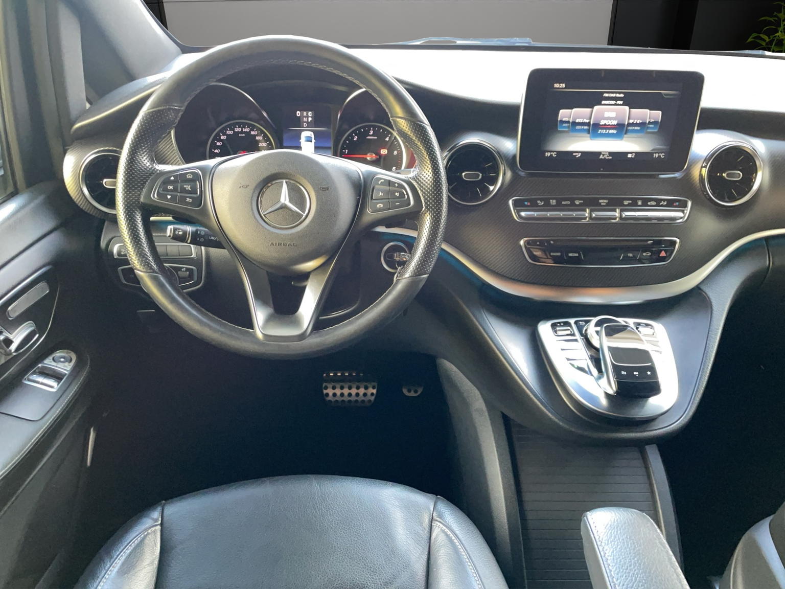 MERCEDES-BENZ V 300 d lang Avantgarde 4Matic 9G-Tronic