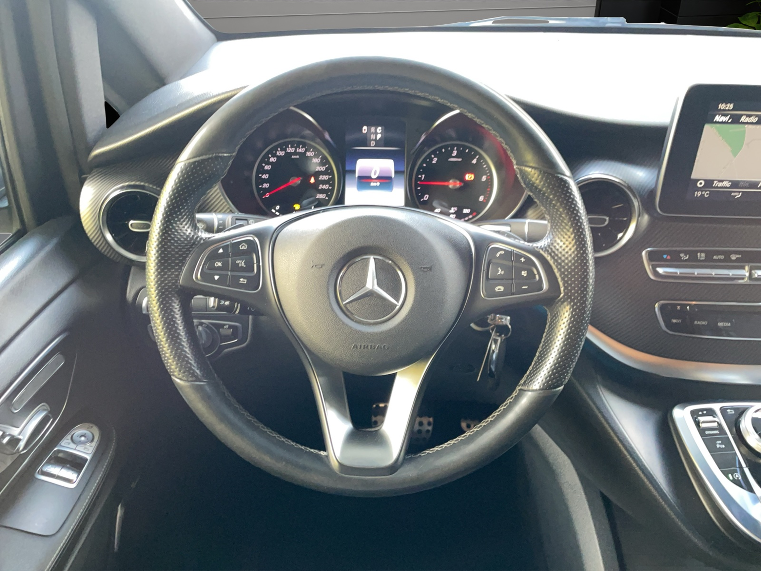 MERCEDES-BENZ V 300 d lang Avantgarde 4Matic 9G-Tronic