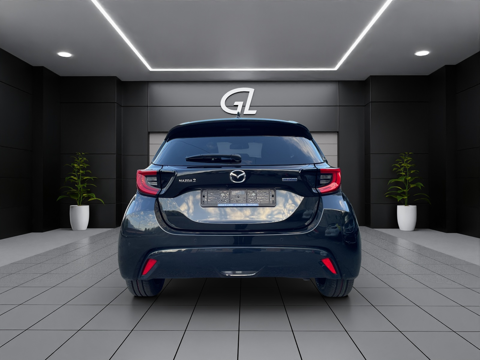 MAZDA 2 Hybrid Homura