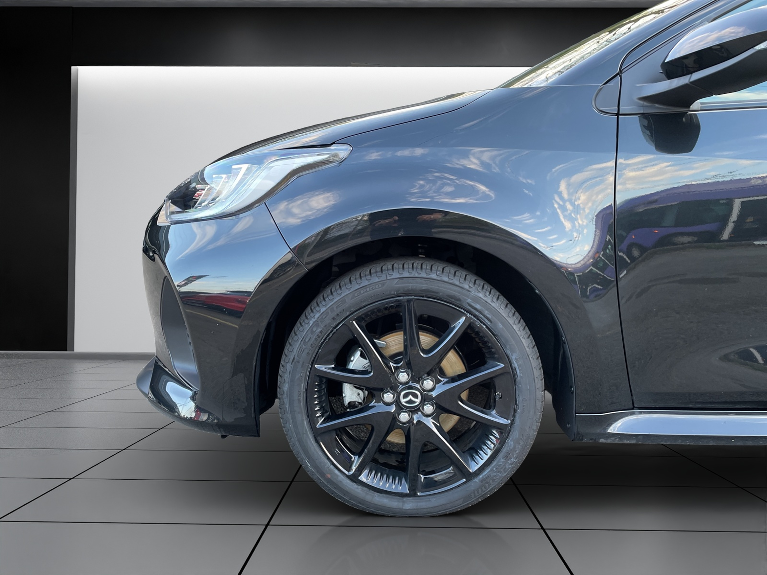 MAZDA 2 Hybrid Homura