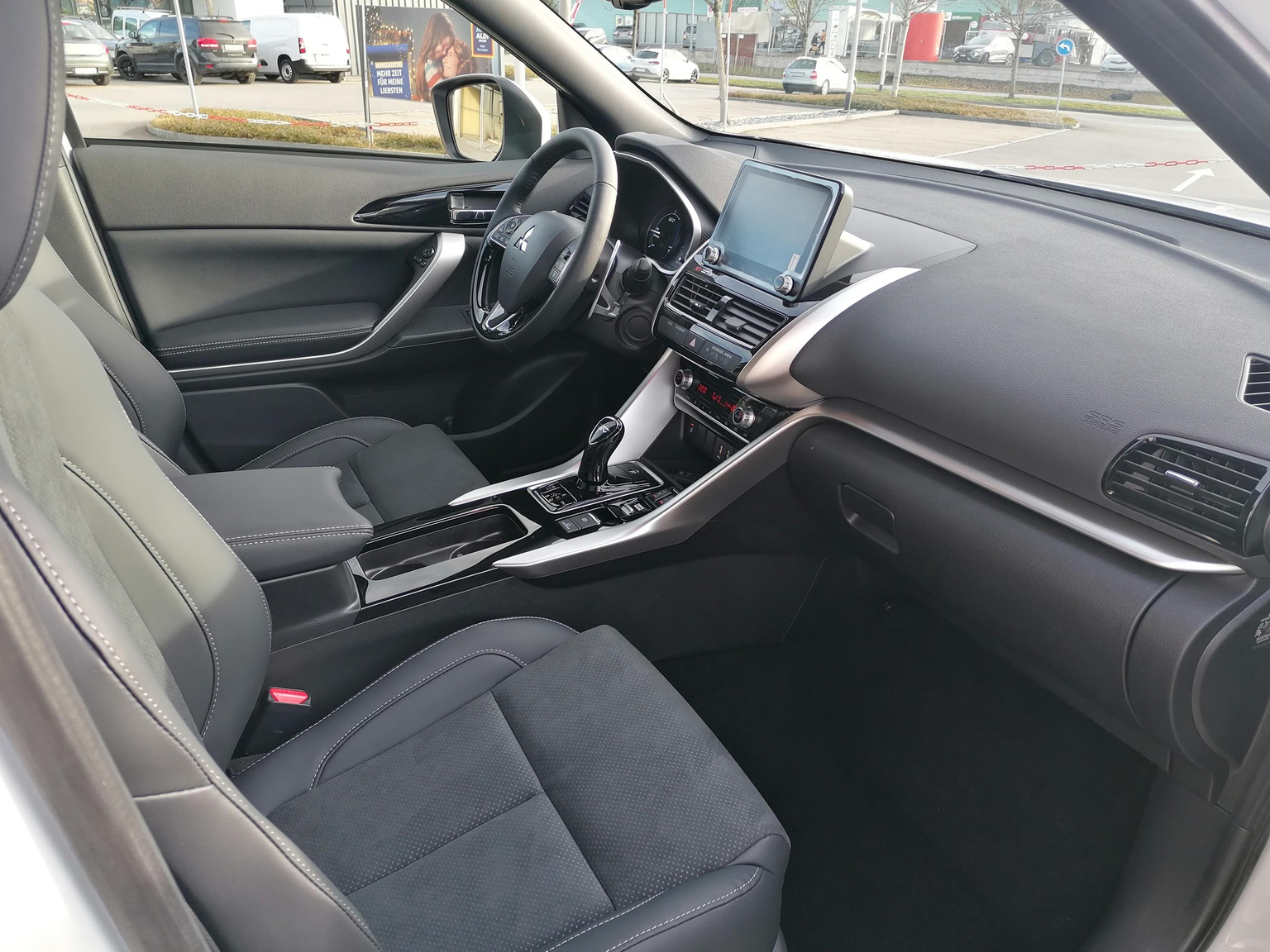 MITSUBISHI Eclipse Cross 2.4 PHEV Intense 4x4 Edition