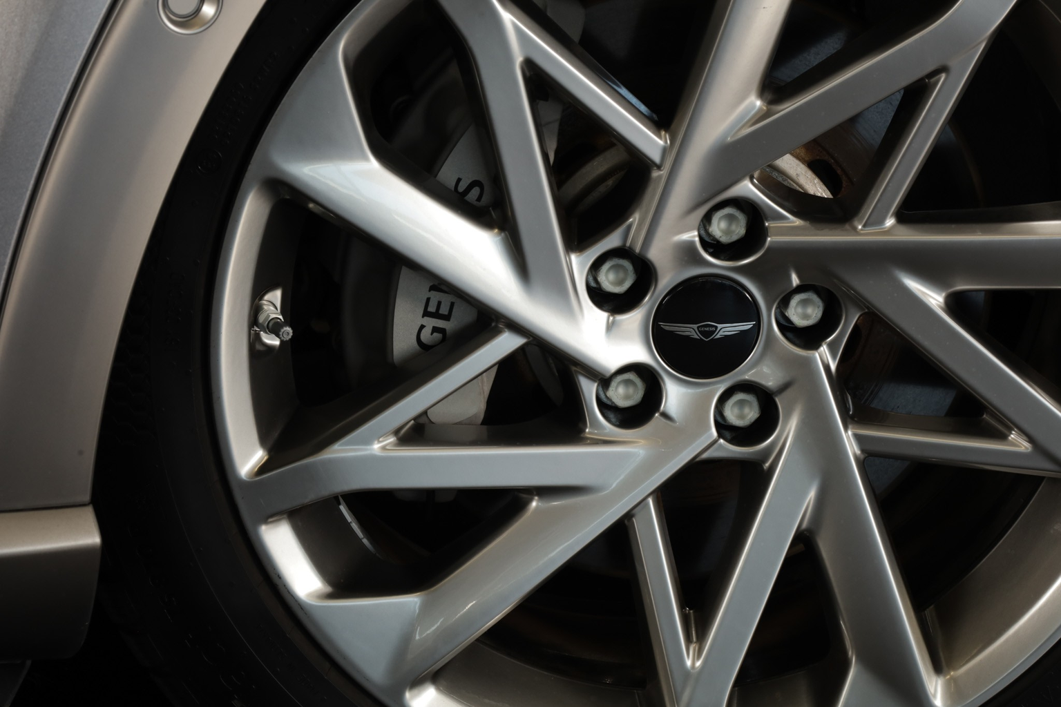 GENESIS GV60 77.4 kWh Sport AWD