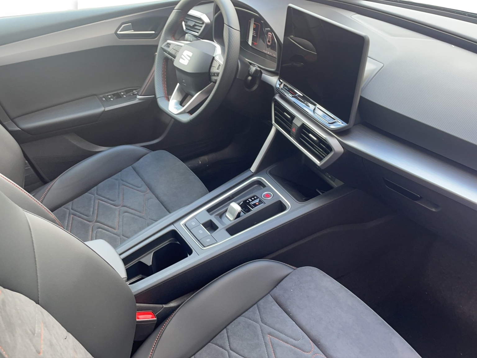 SEAT Leon 1.5 eTSI mHEV DSG Move FR