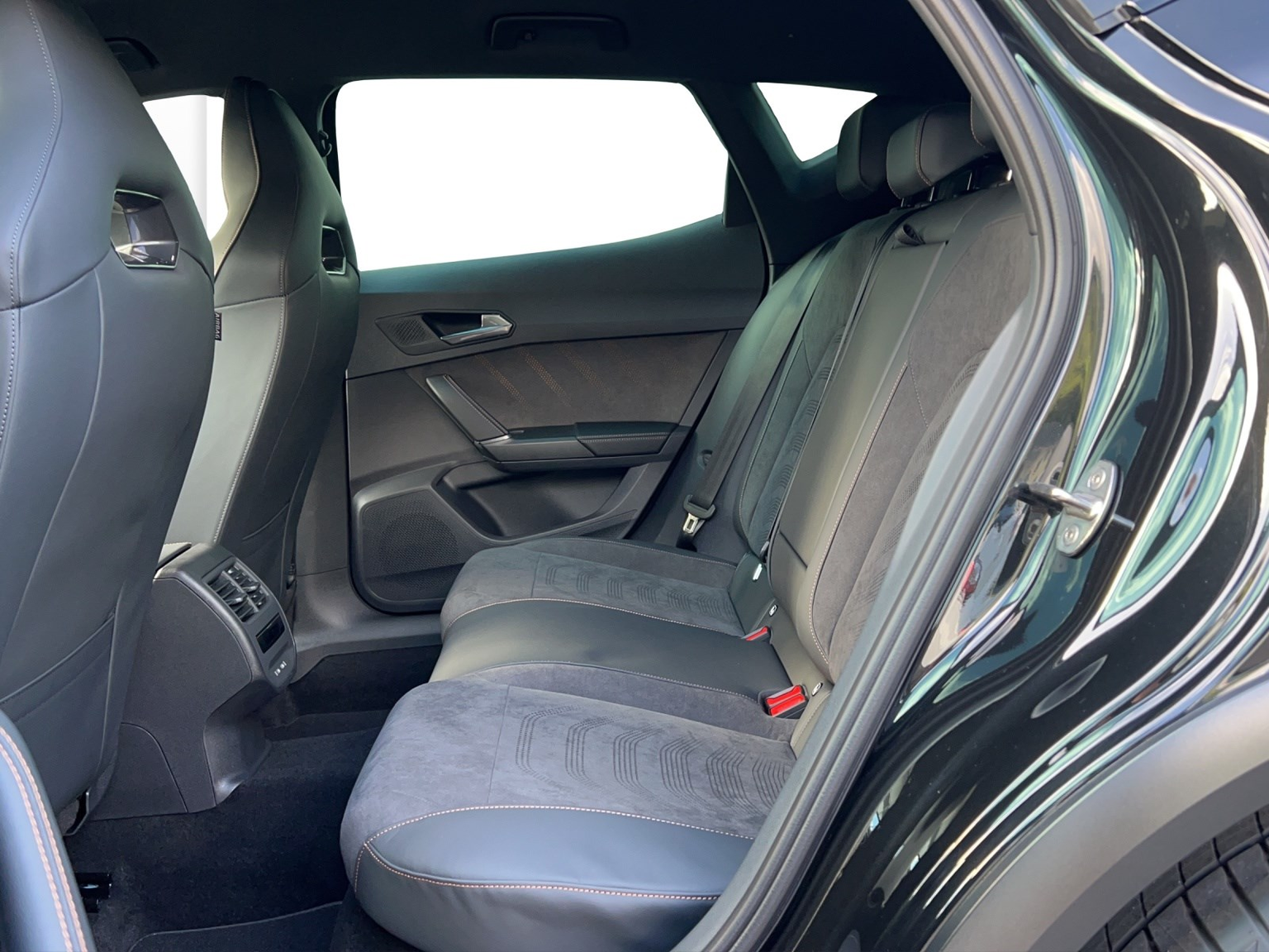 CUPRA Formentor 1.4 e-HYBRID pHEV Tribe Edition DSG