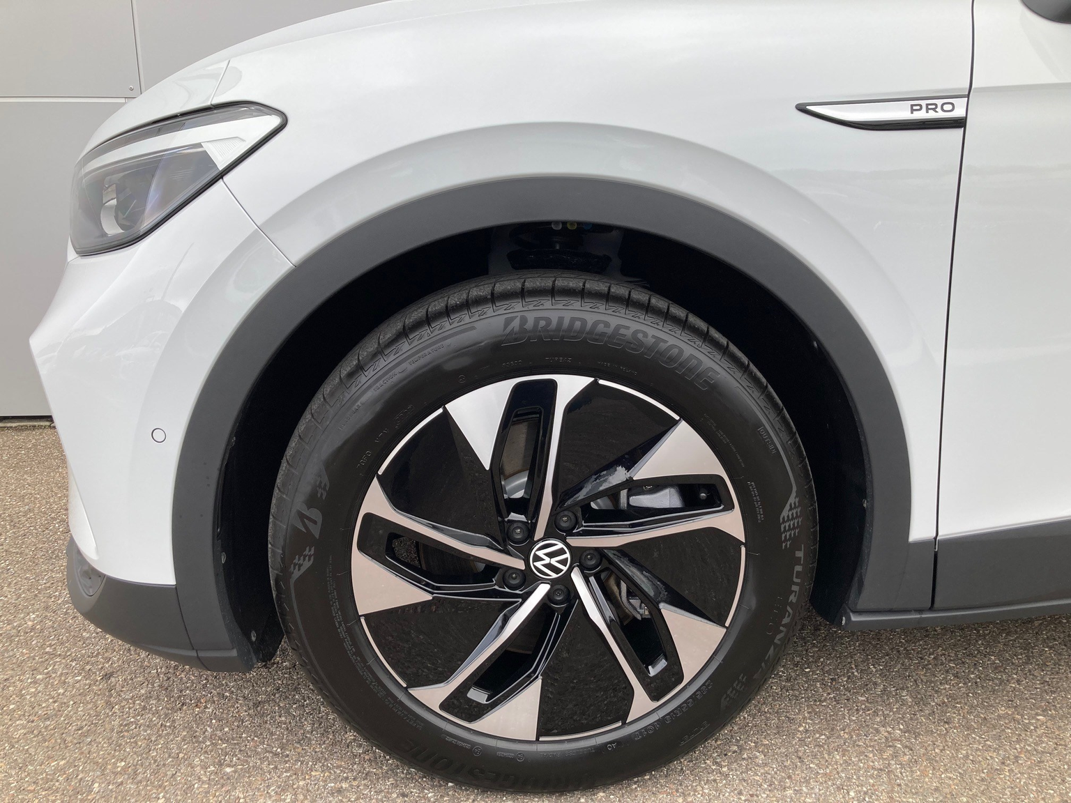 VW ID.4 Pro 77 kWh Life Plus