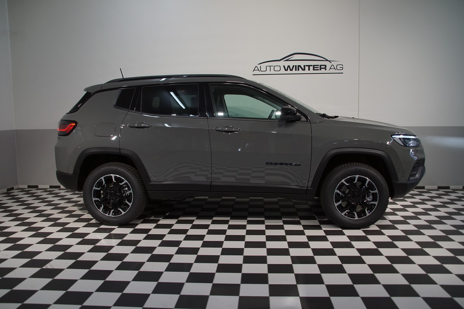 JEEP Compass 1.3 T PHEV Outdoor 240 PS AWD