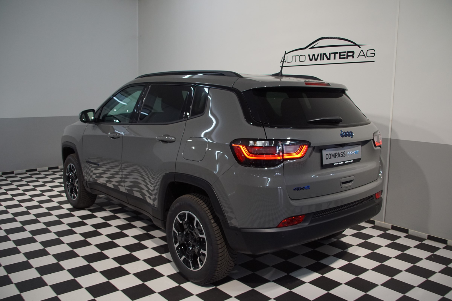 JEEP Compass 1.3 T PHEV Outdoor 240 PS AWD